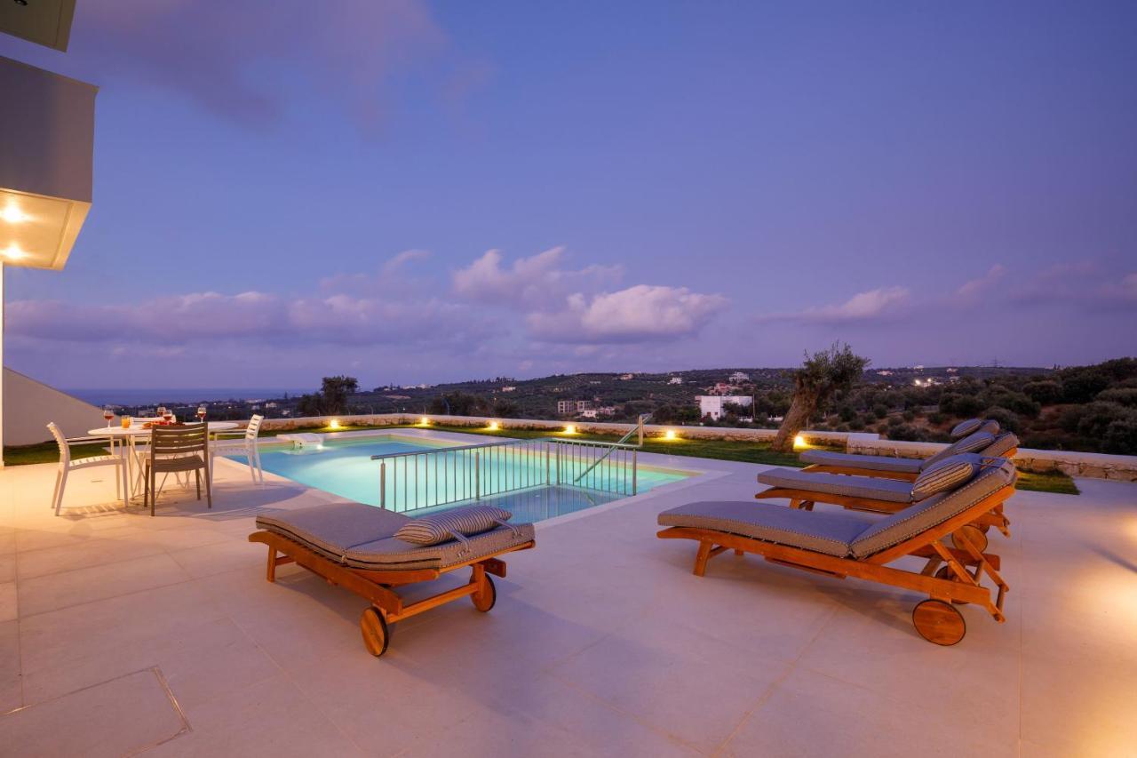 Apartment Tilio - New Apartment With Private Pool 1400M From The Beach Retimno Zewnętrze zdjęcie